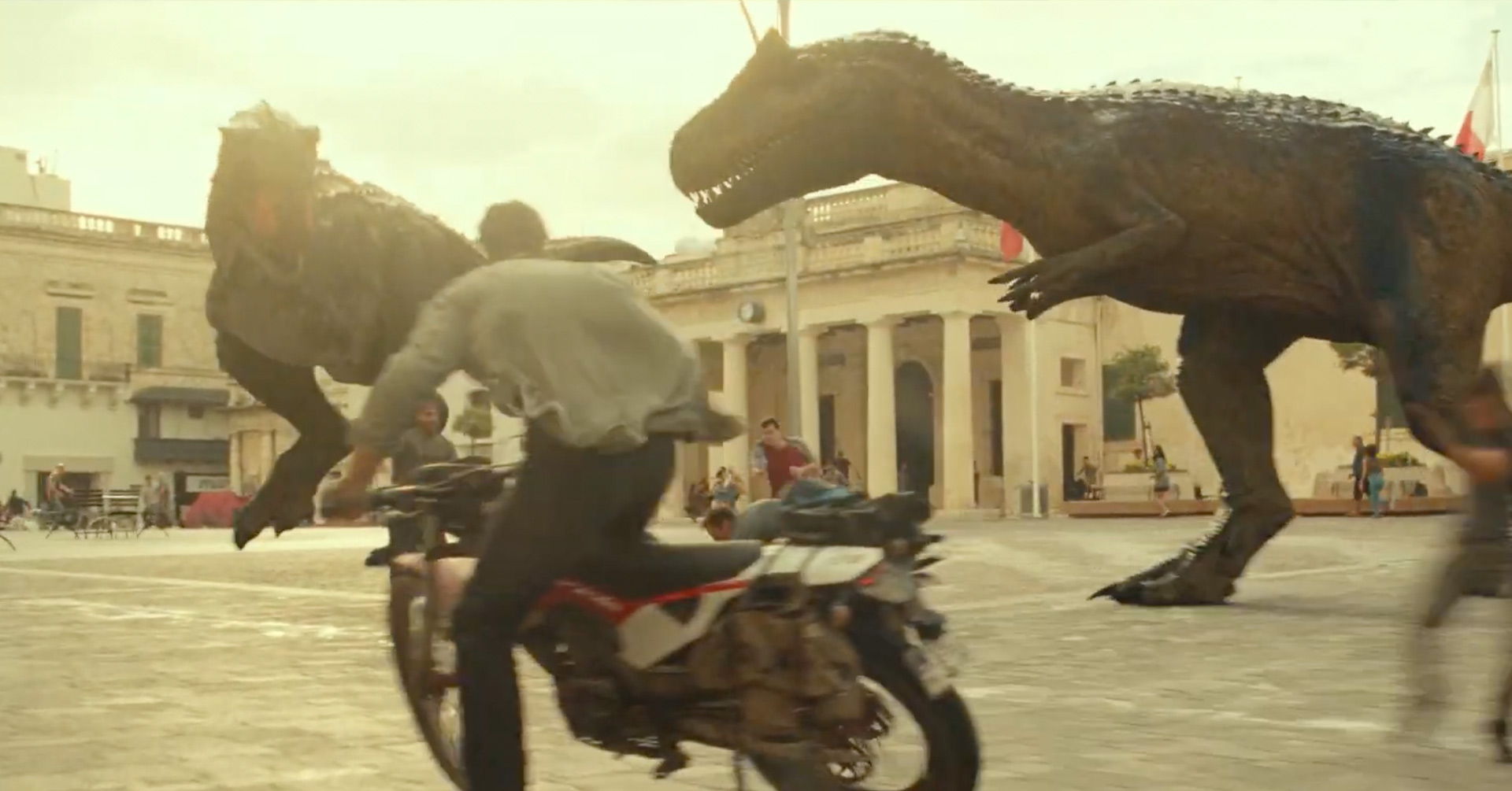 Jurassic World Dominion Malta Marketplace Scene S Dino Vfx Explained ...