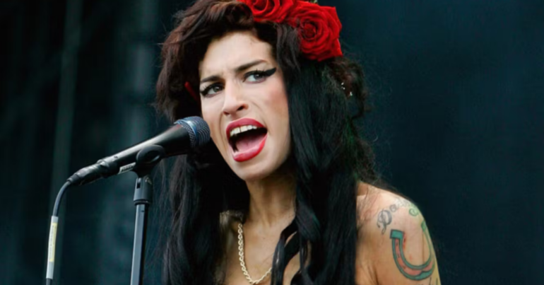 Amy Winehouse's Most Famous Looks Over The Years - Vibe FM